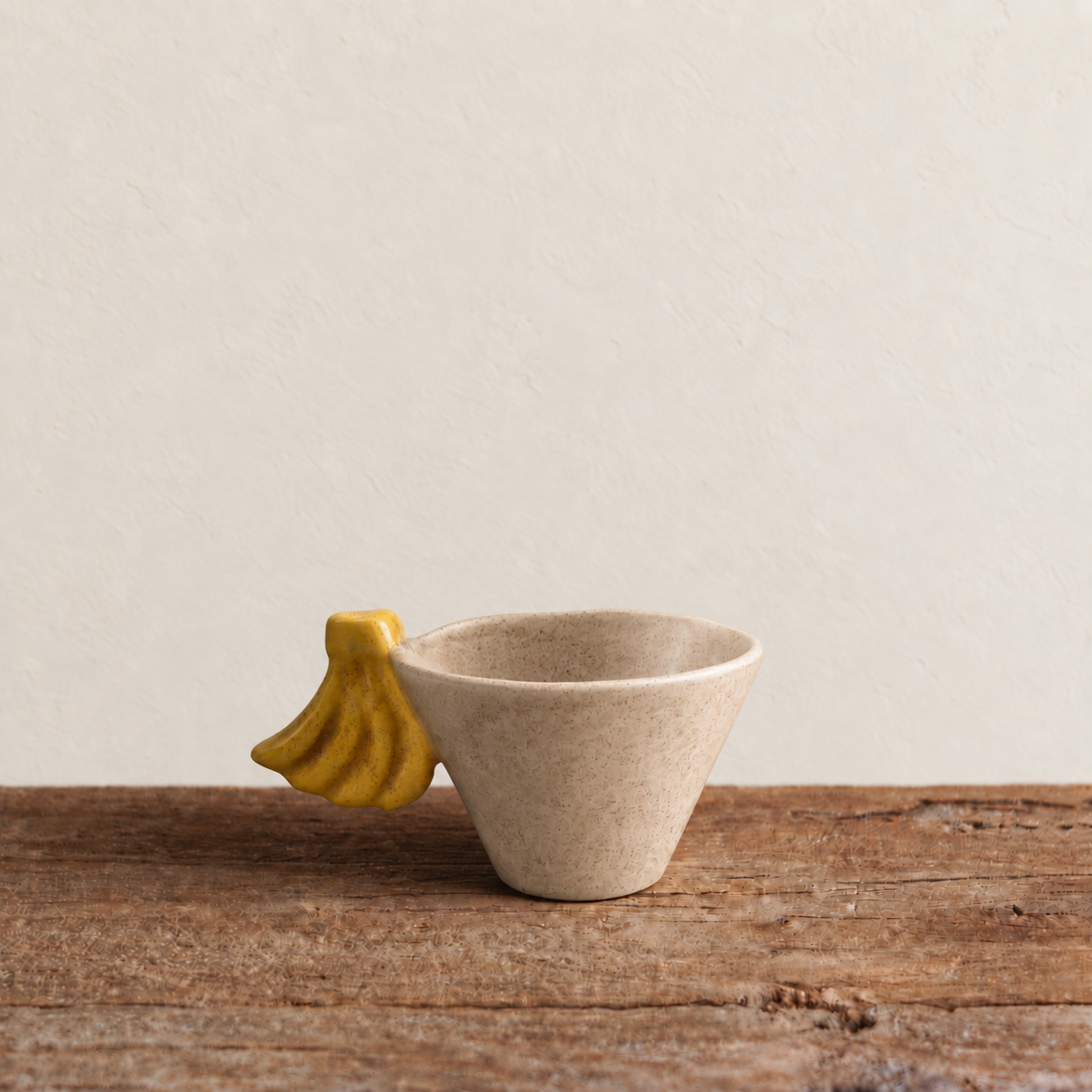 Banana Handle Cup