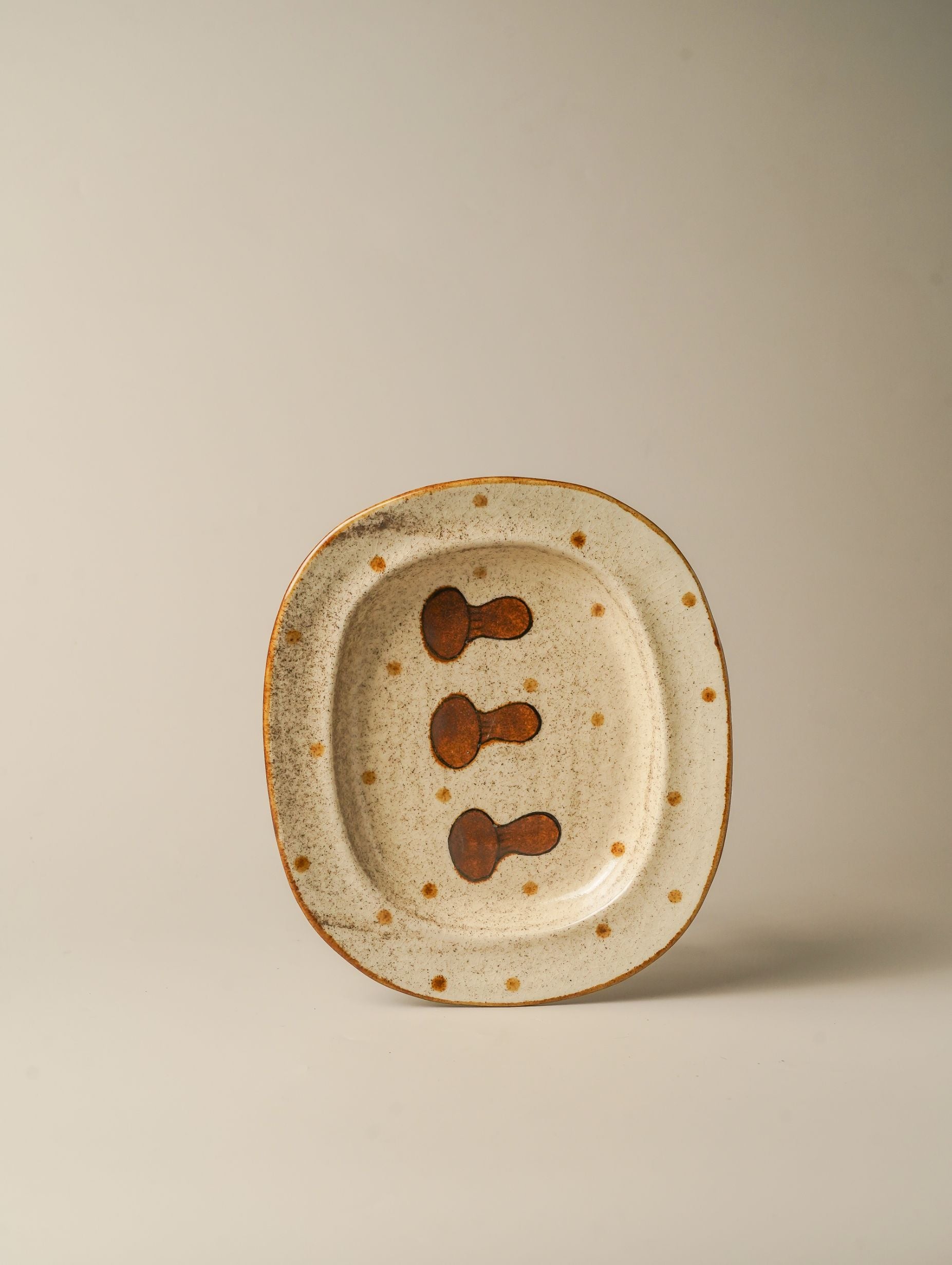 Mushroom Stoneware Oval Plate