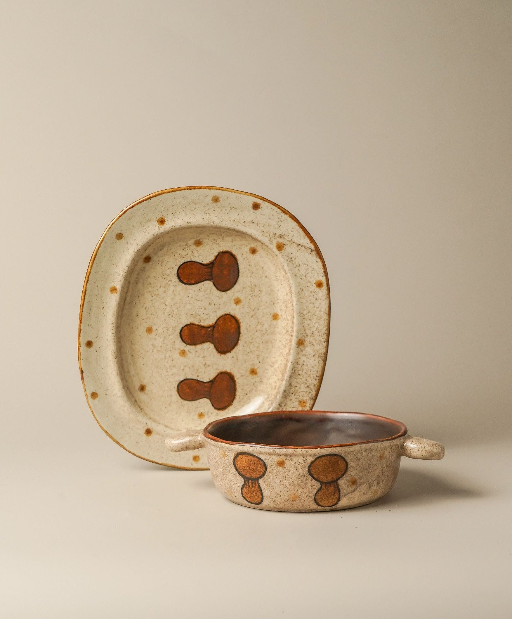 Mushroom Stoneware Plate & Bowl Set