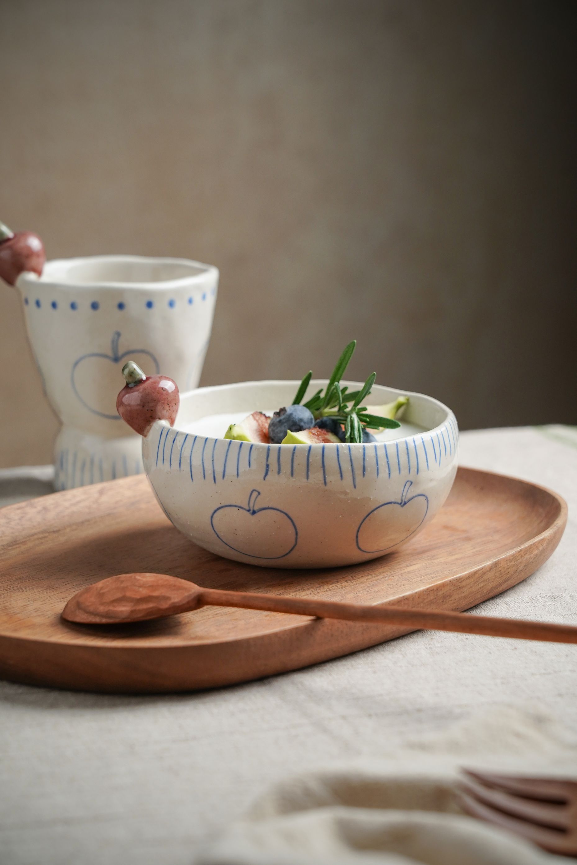 Apple Motif Stoneware Bowl