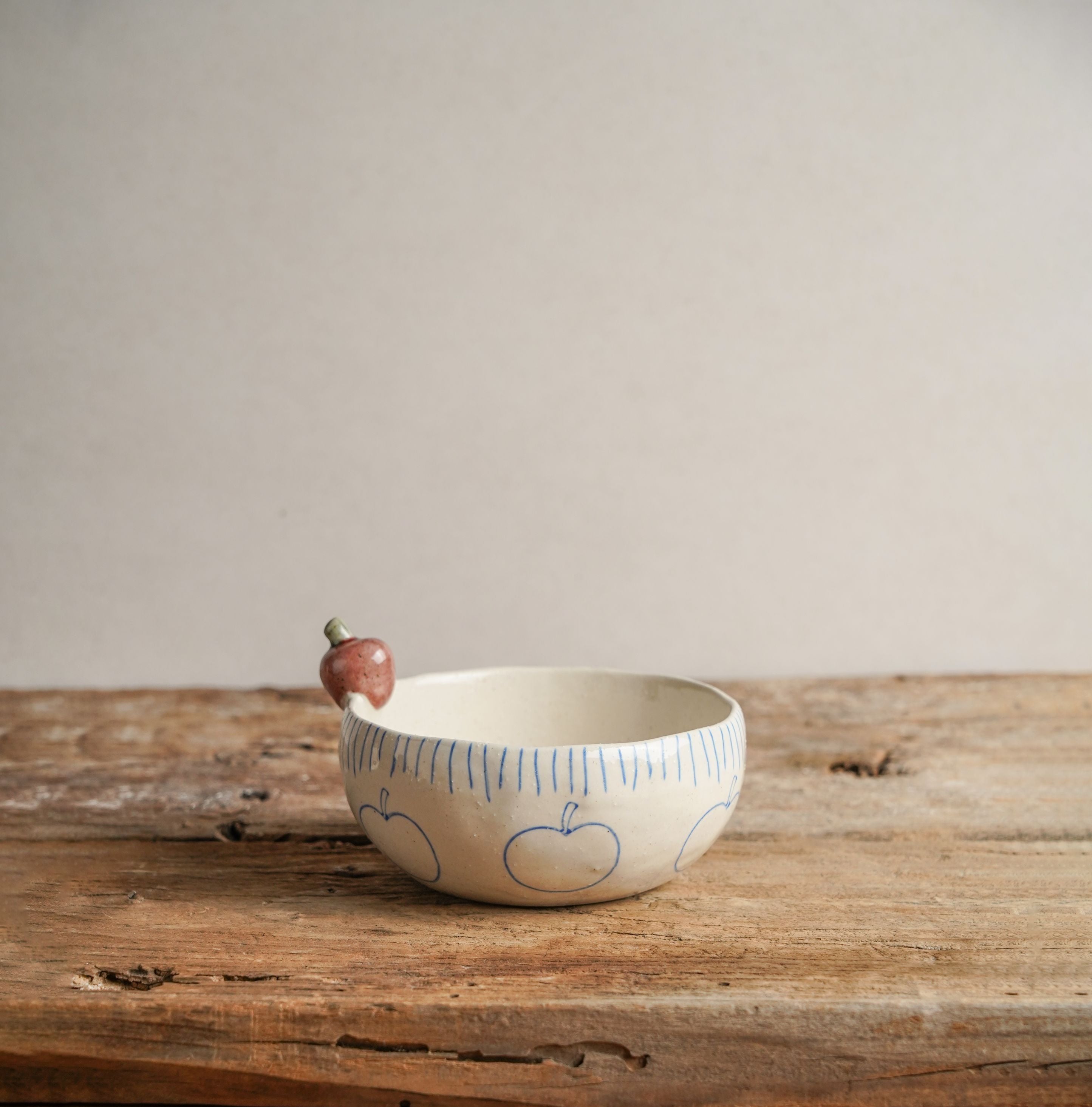 Apple Motif Stoneware Bowl