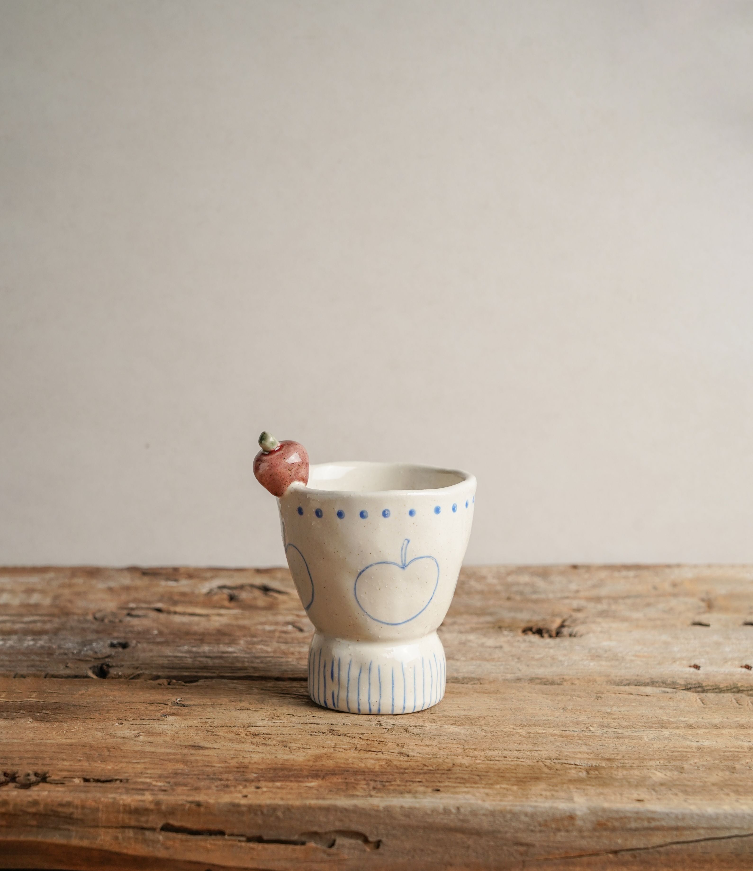 Apple Motif Stoneware Cup