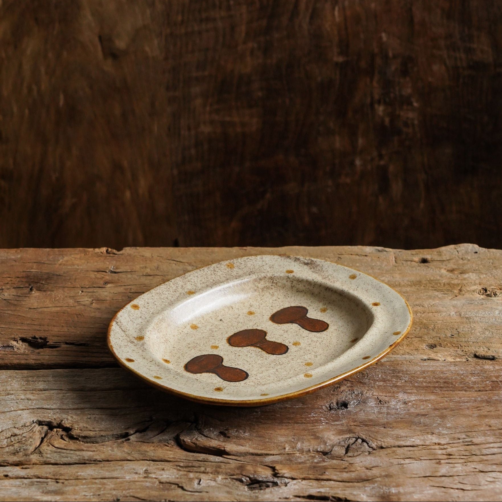 Mushroom Stoneware Oval Plate