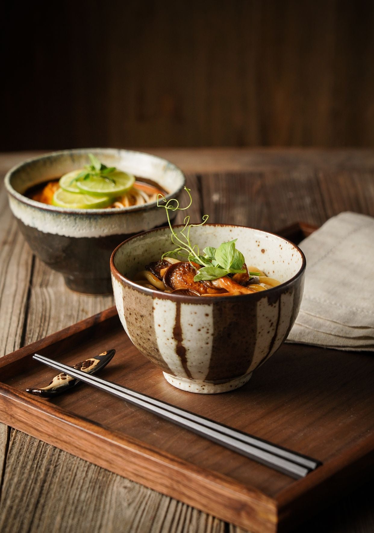 Ten Grass & White Flow Two Bowl Set
