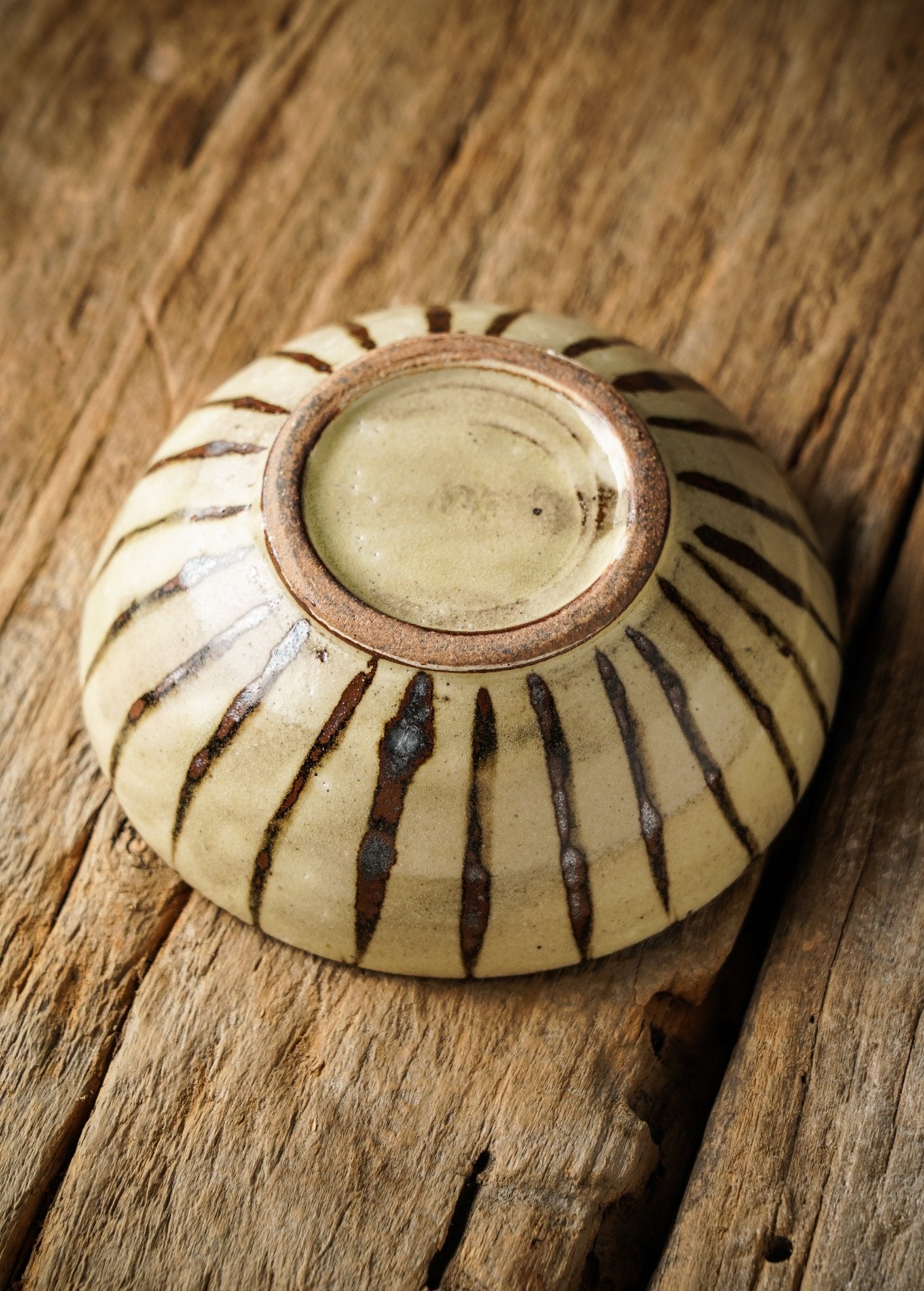 Hand-Glazed Ten Grass Pattern Bowl