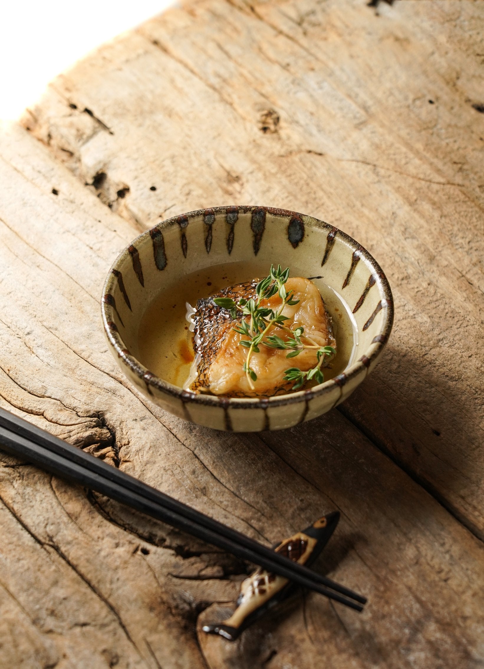 Hand-Glazed Ten Grass Pattern Bowl