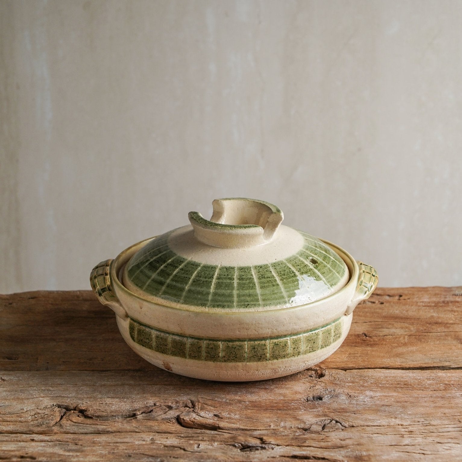 Green Grid Covered Pot