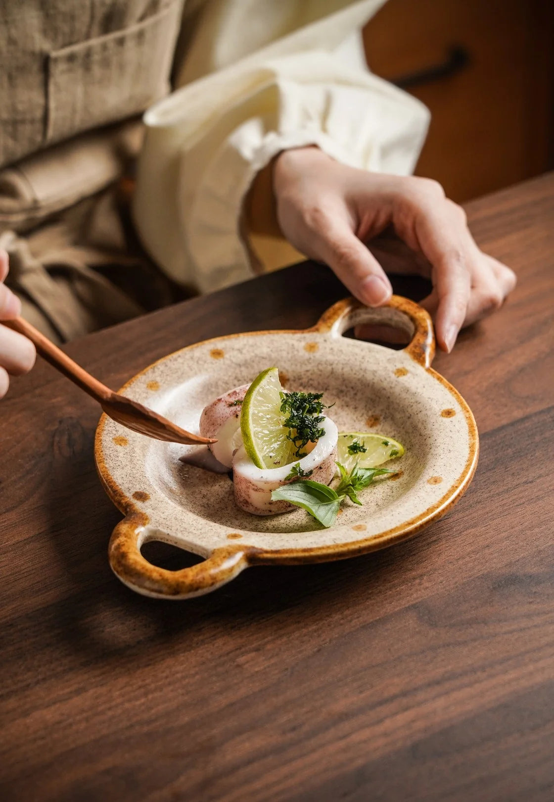 Mushroom Stoneware Plate & Bowl Set