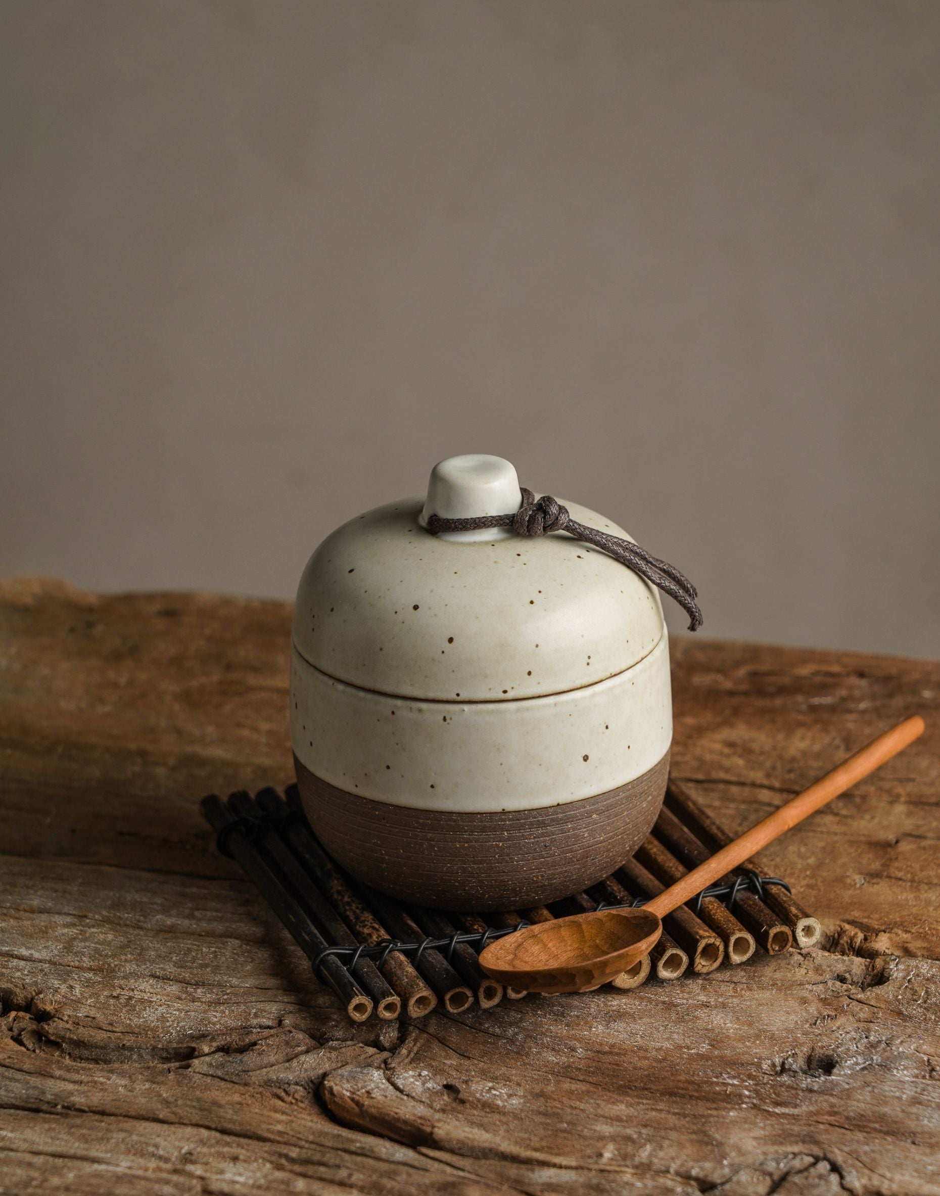 Stoneware Covered Soup Bowl