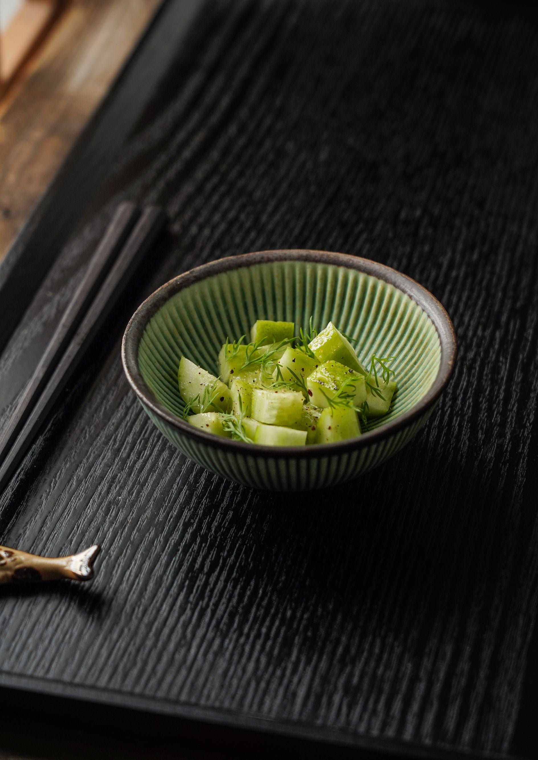 Ribbed Stoneware Serving Bowl