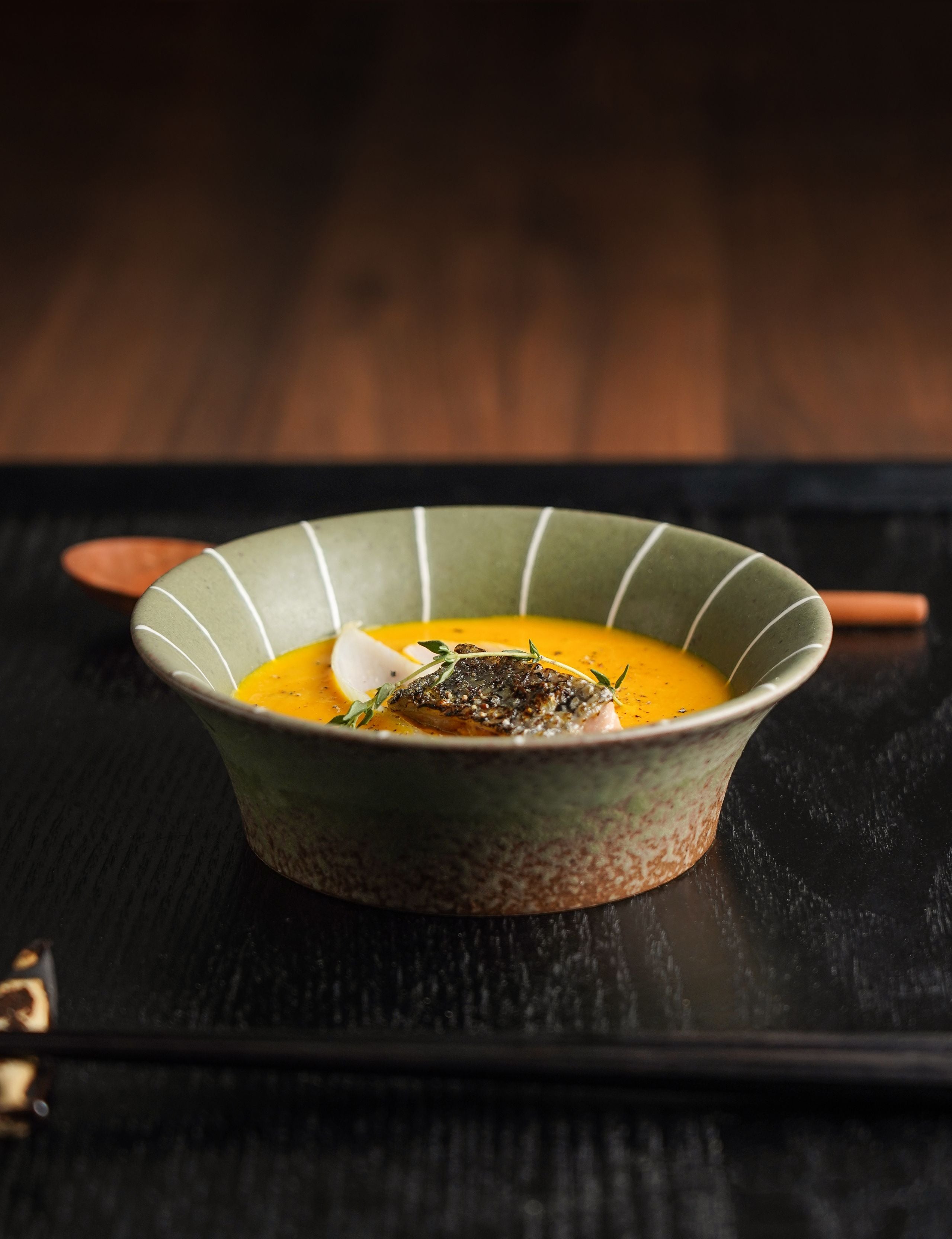 Glazed Ribbed Stoneware Bowl