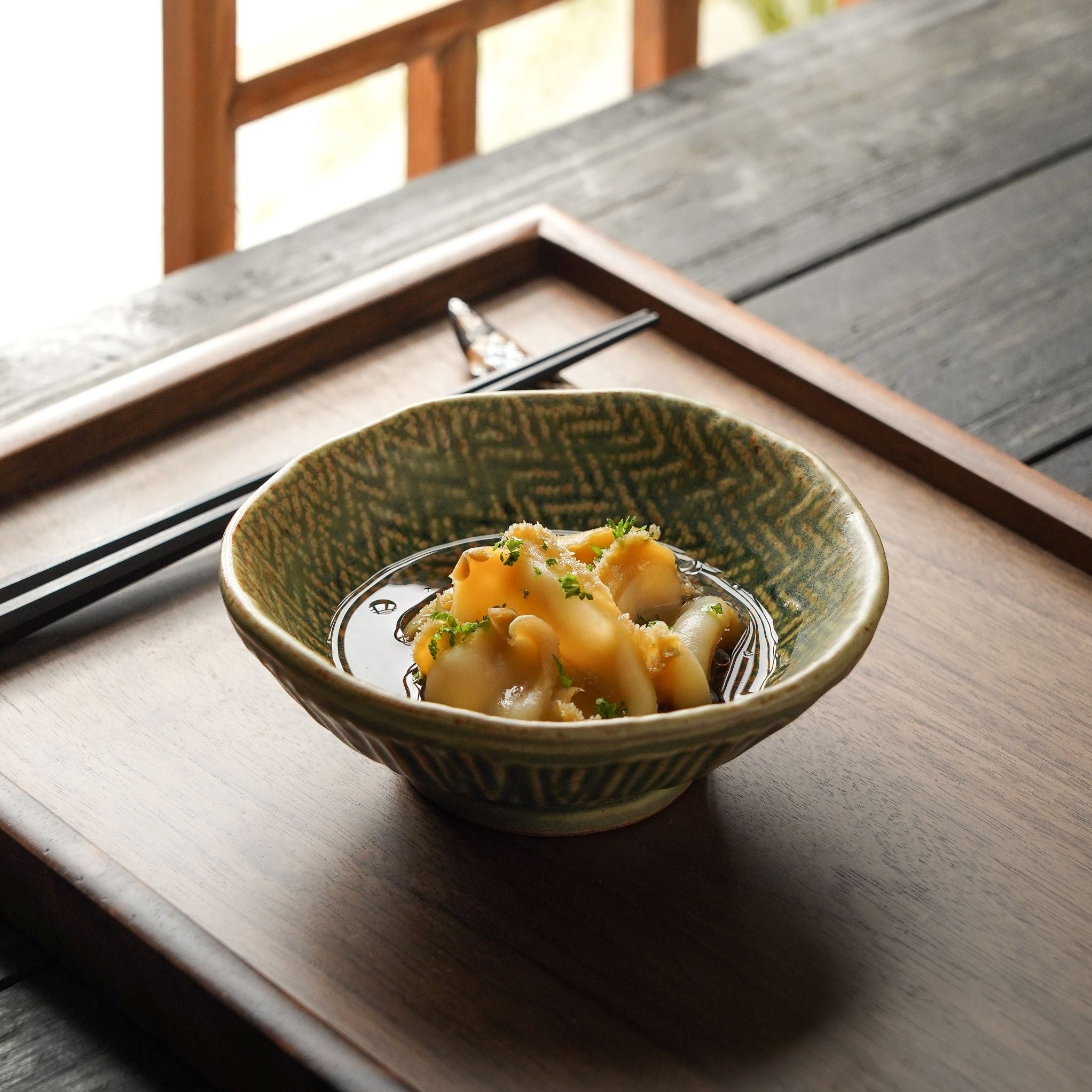Ribbed Stoneware Serving Bowl